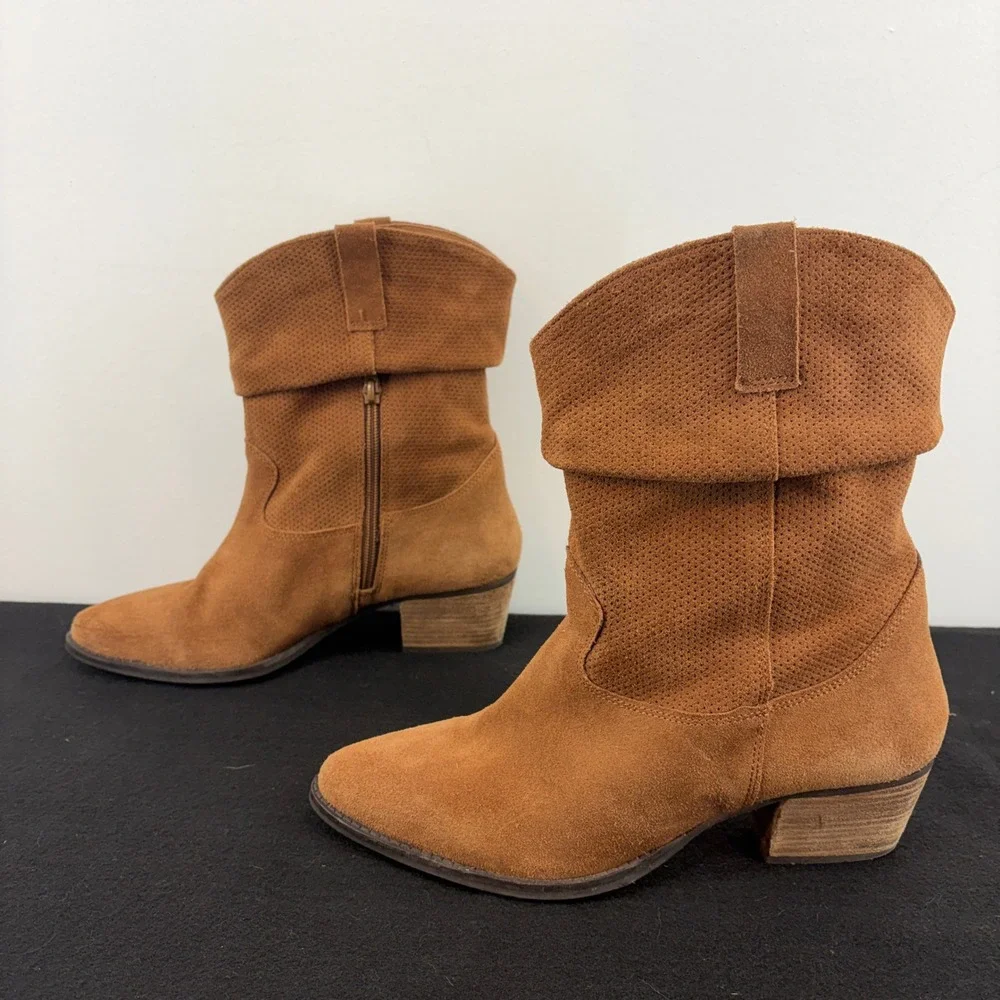 Charles David Women 9 Brown SuedeLeather Western Cowboy Ankle Boots Slouchy Heel